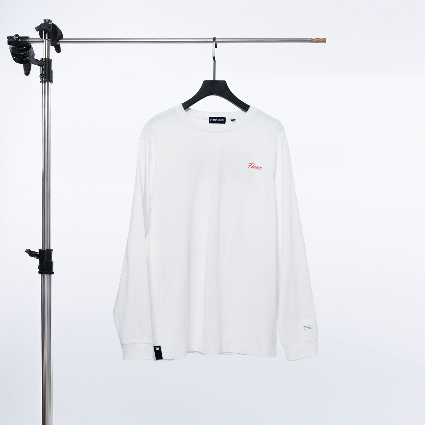 FLOWS LTE07 Long Sleeve T-Shirt