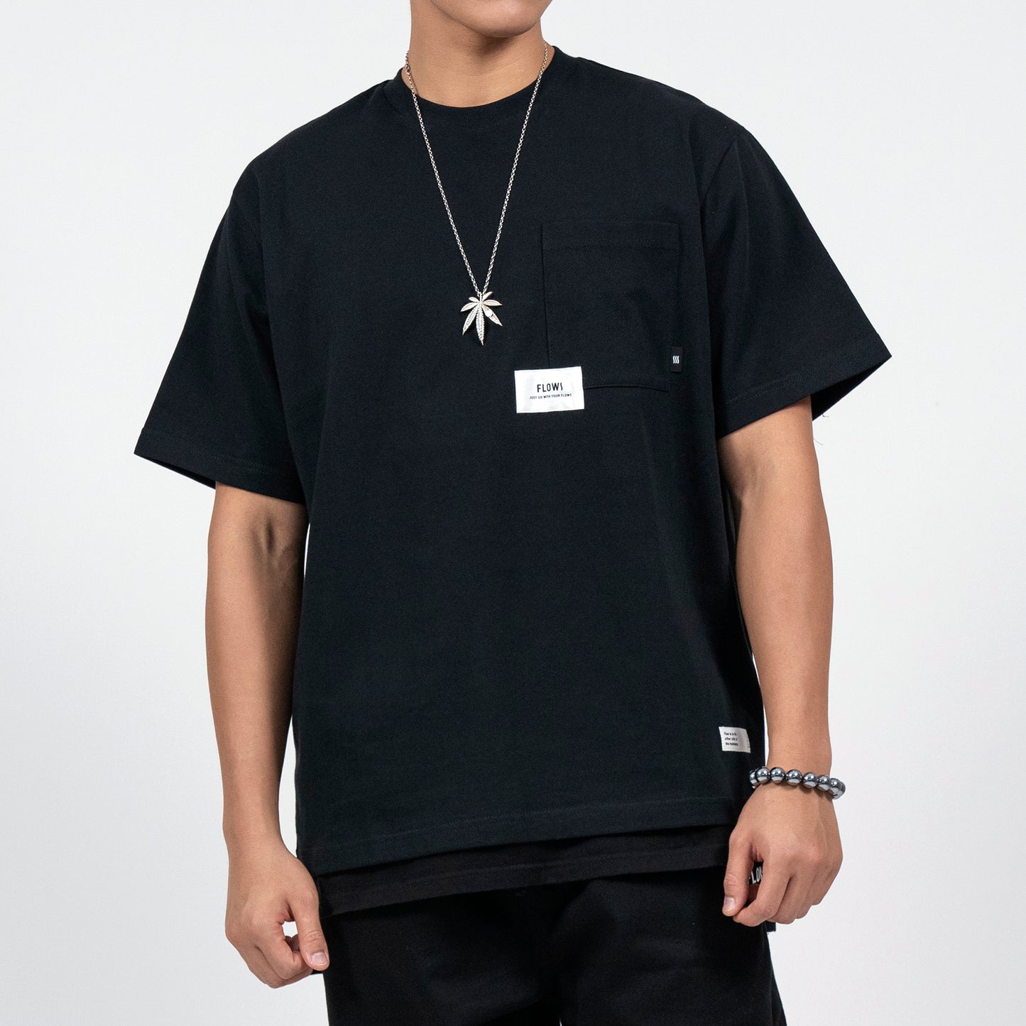 FLOWS TEE04 Label Pocket T-Shirt