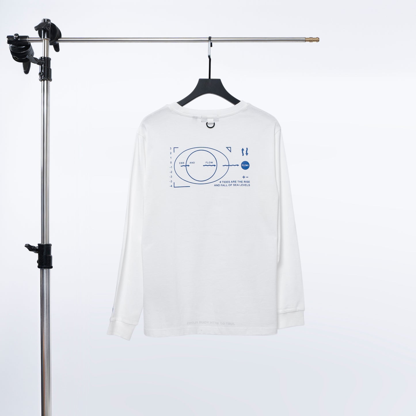 FLOWS LTE02 Long Sleeve T-Shirt