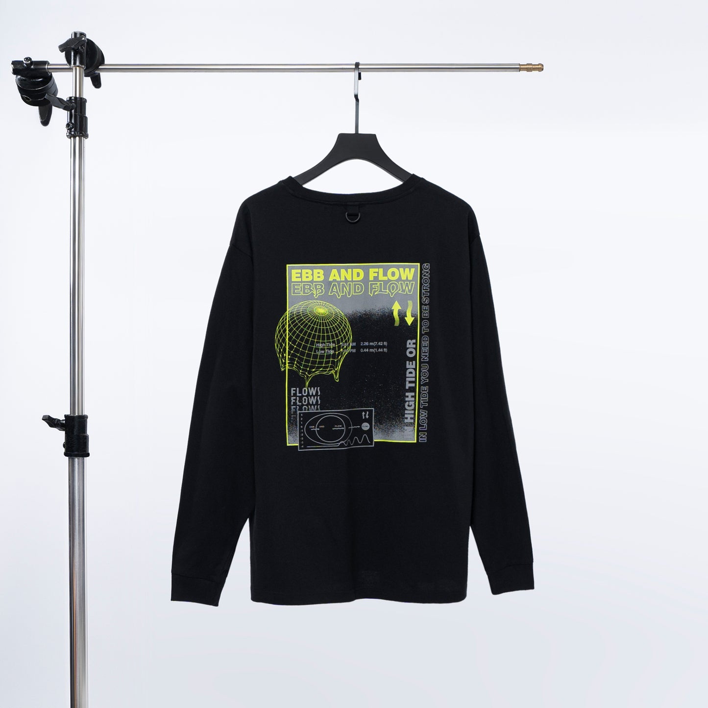 FLOWS LTE07 Long Sleeve T-Shirt