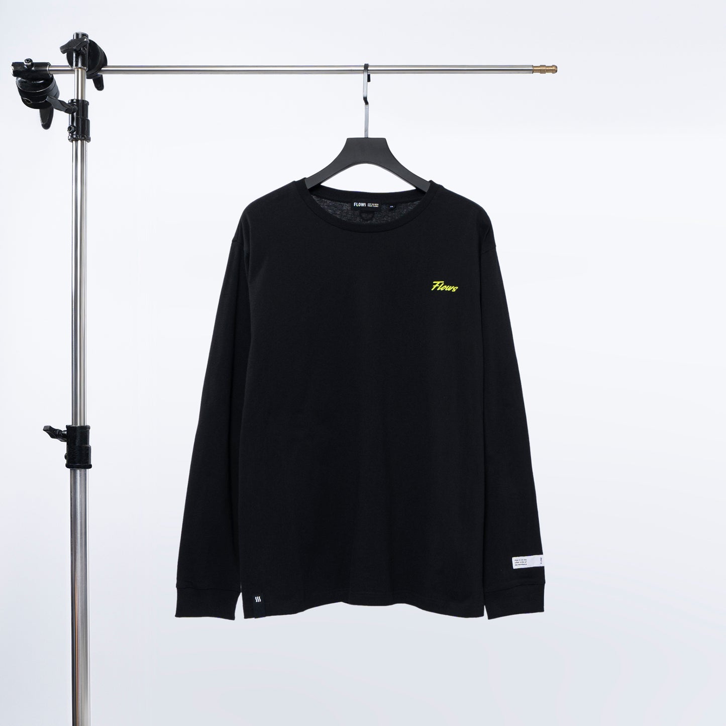 FLOWS LTE07 Long Sleeve T-Shirt
