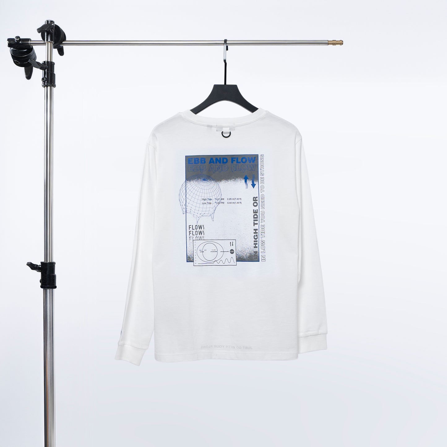 FLOWS LTE07 Long Sleeve T-Shirt