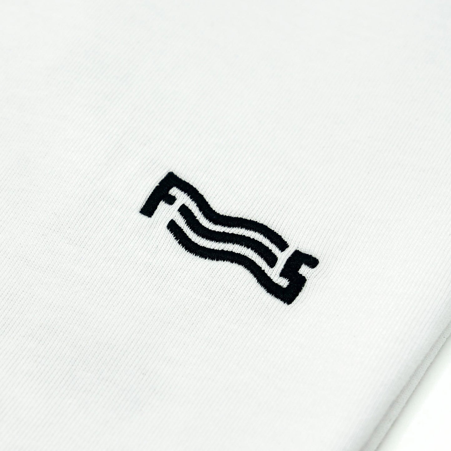 FLOWS TEE05 Embroidery logo T-Shirt with back print