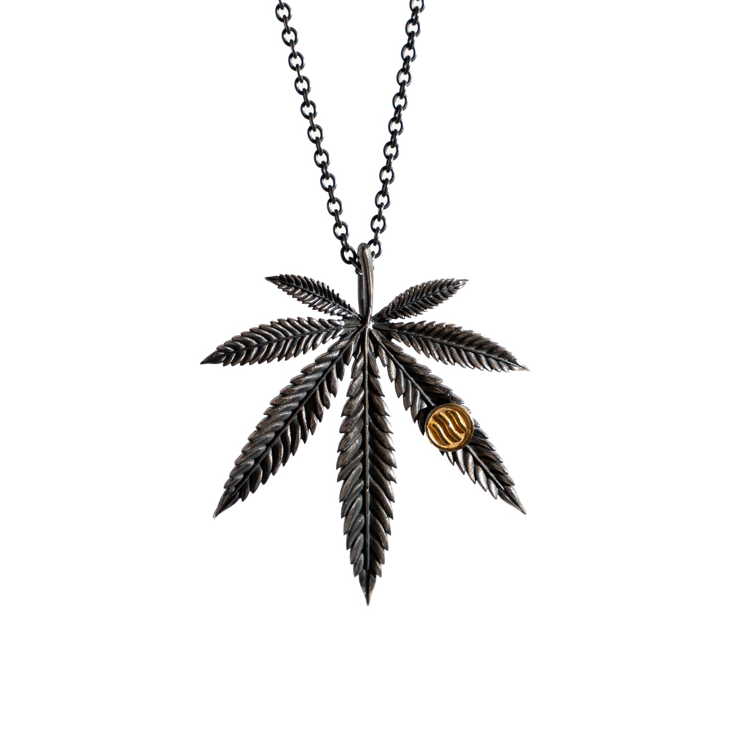 FLOWS MLP01O - Leaf Pendant (Oxidized 925 Silver With 9K Gold Logo)